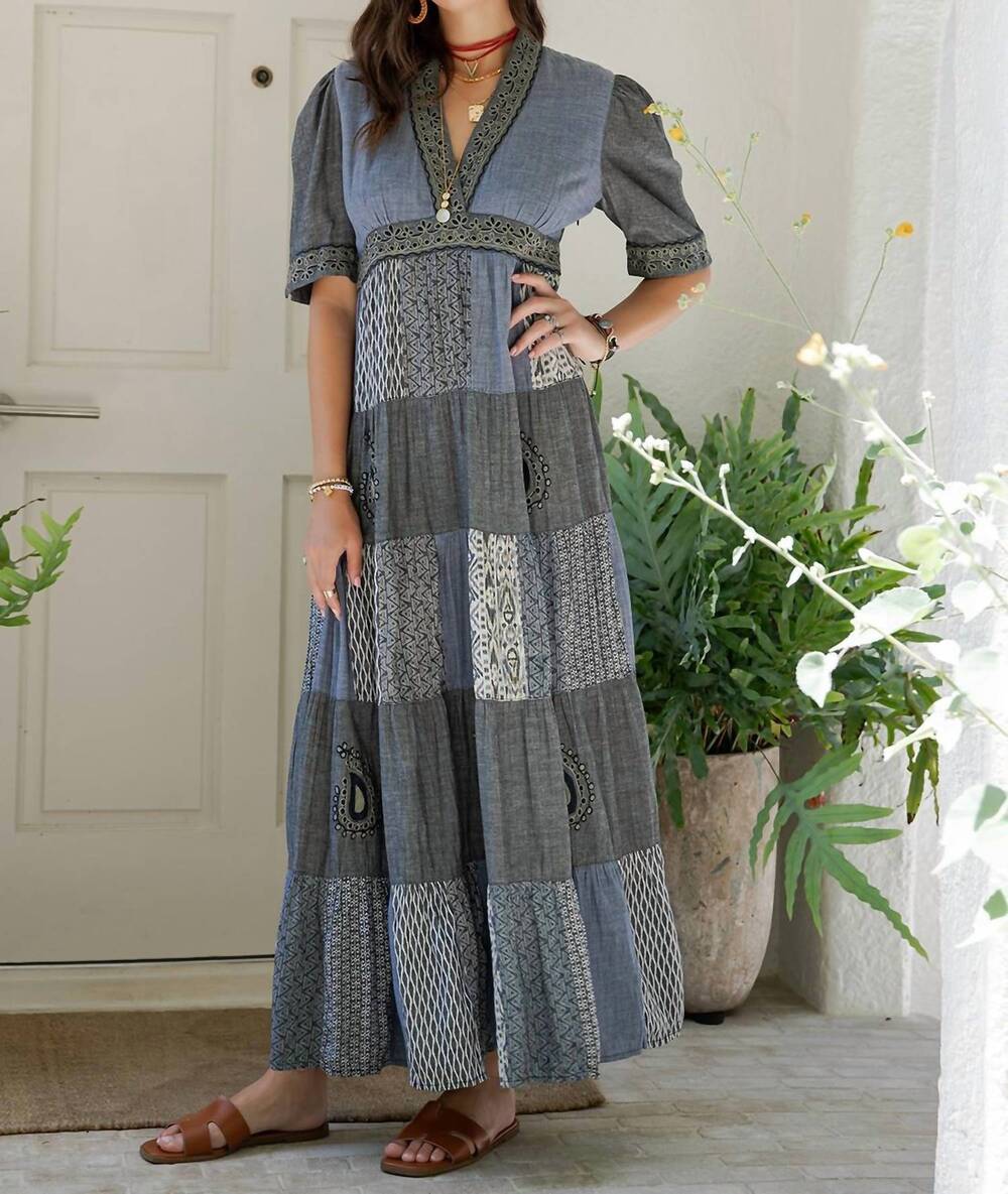 NEW YOUNG THREADS women's boho breeze v-neck maxi dress in chambray reg